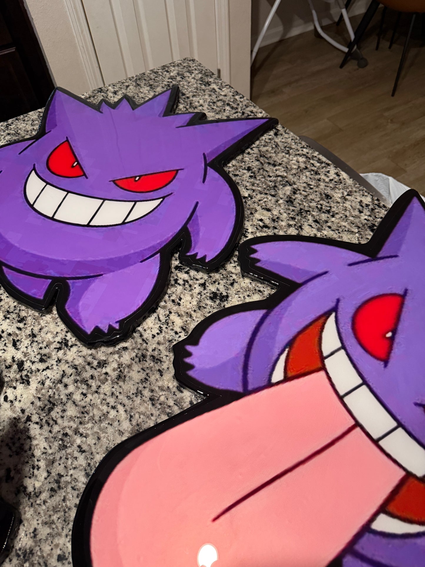 GENGAR INSPIRED TABLE - TOUNGE (3'x2')