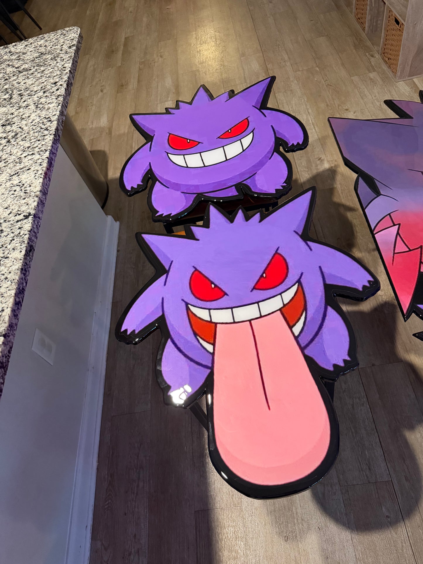 GENGAR INSPIRED TABLE - TOUNGE (3'x2')