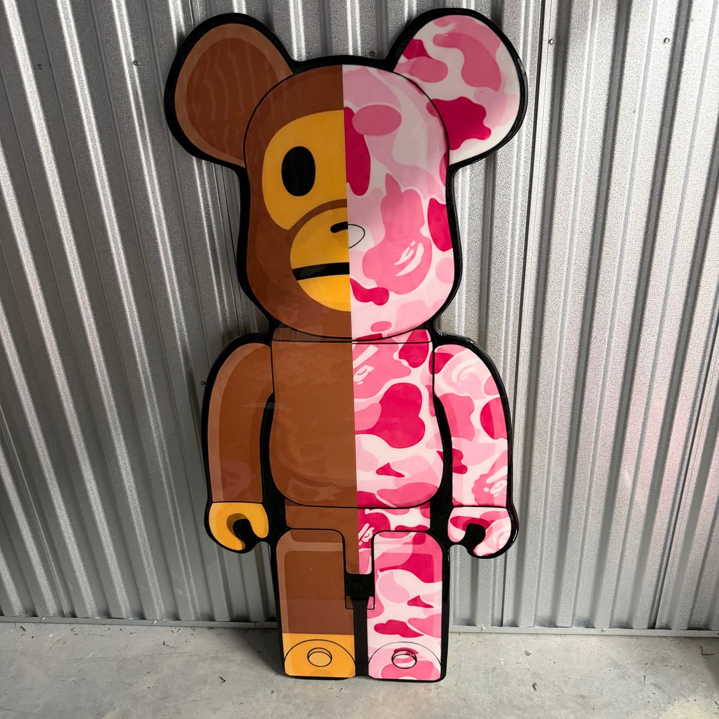 BEARBRICK / BAPE INSPIRED TABLE - PINK (4'x2')
