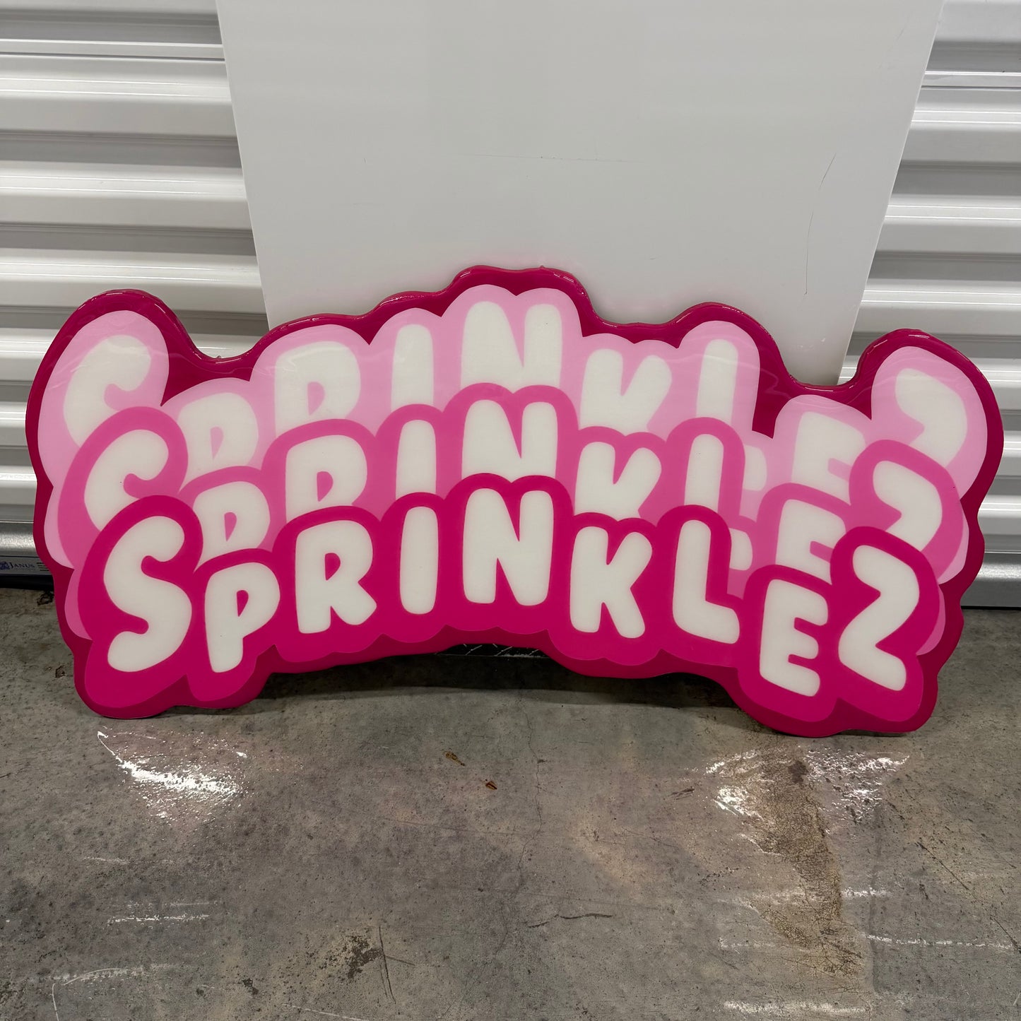 SPRINKLEZ INSPIRED TABLE (3.5'x2')
