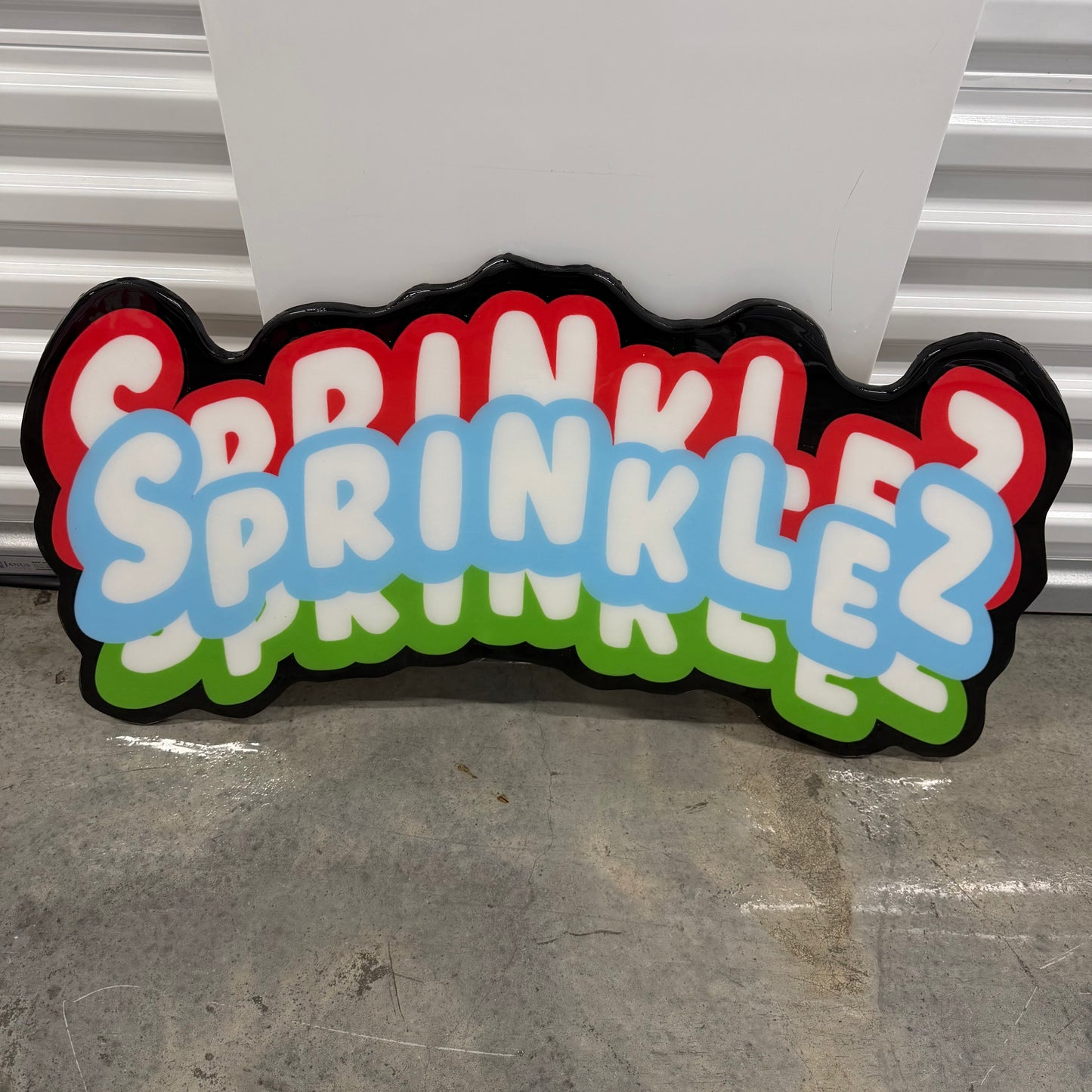 SPRINKLEZ INSPIRED TABLE - MULTICOLOR (2'x3.5')