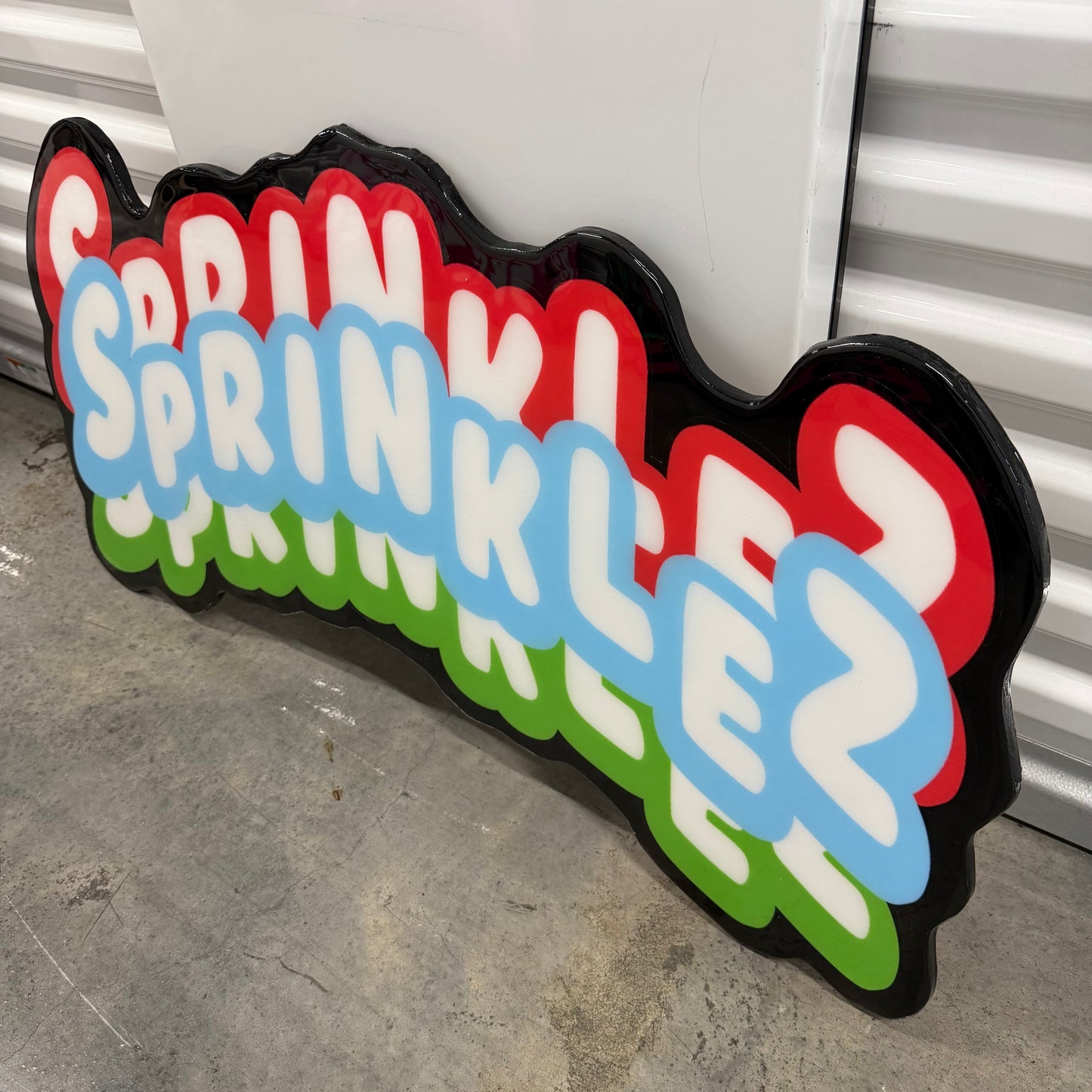 SPRINKLEZ INSPIRED TABLE - MULTICOLOR (2'x3.5')