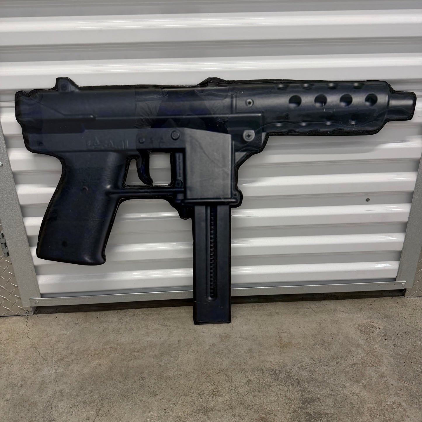 TEC 9 WALL ART (3'x2')