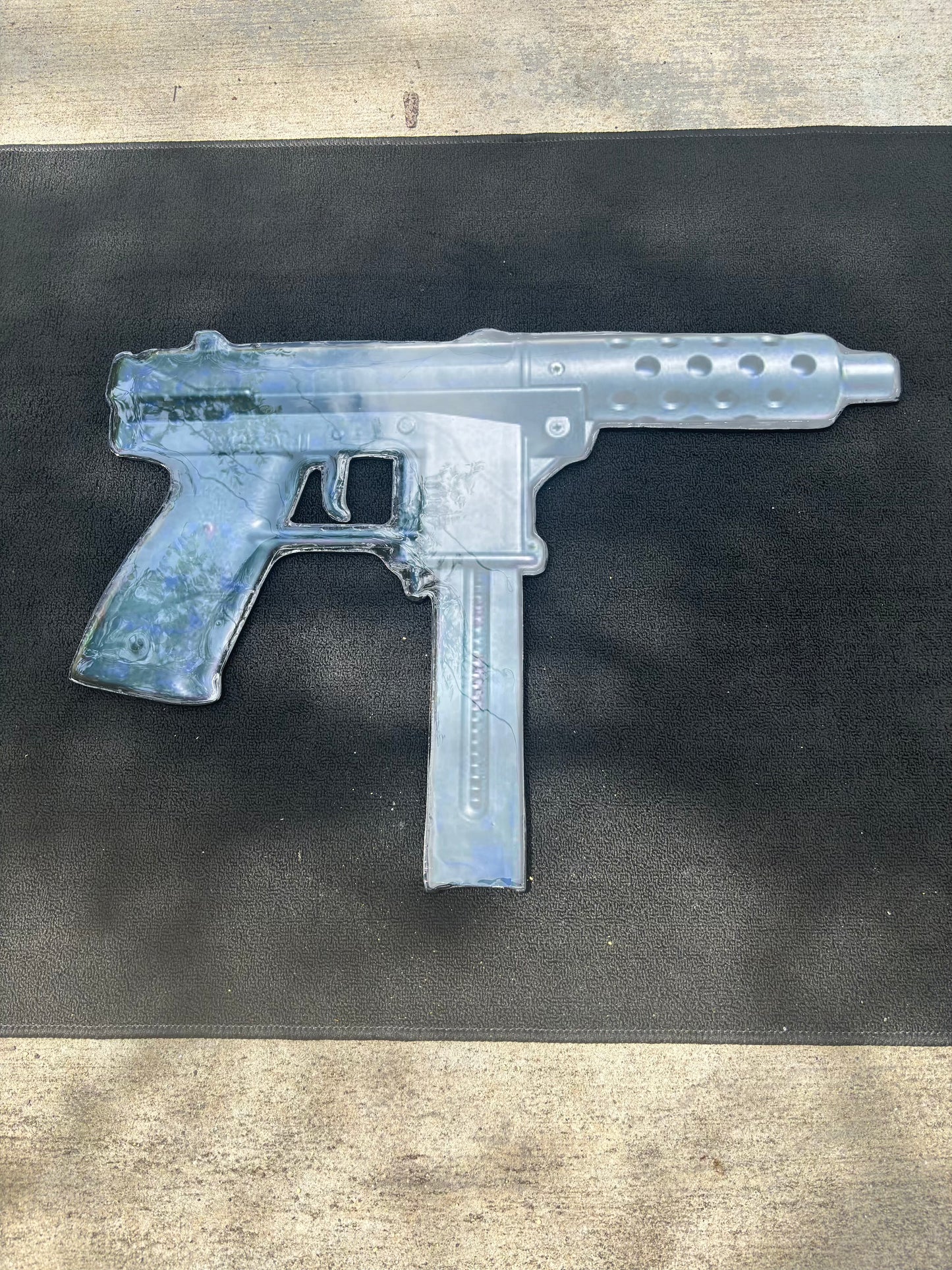 TEC 9 WALL ART (3'x2')